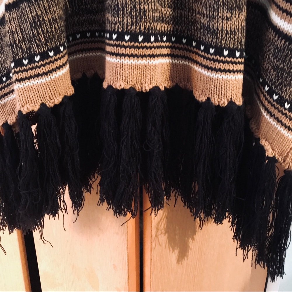 Calstyle Striped Poncho one size - Picture 6 of 8